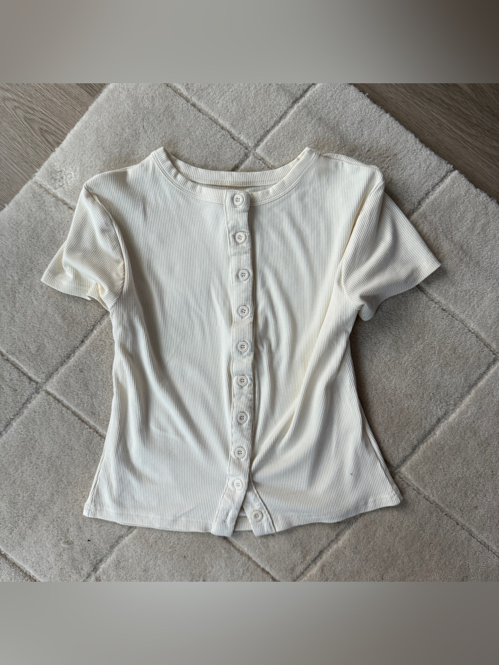 Cream Button-Up Ribbed T-shirt - size S/M - Picture 2 of 4